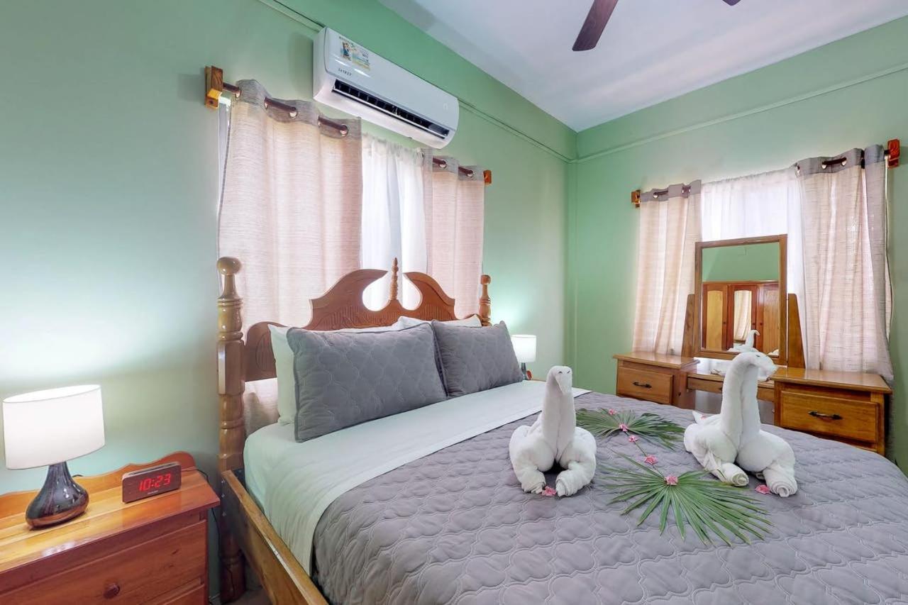 Laguna Hotel 산페드로 외부 사진